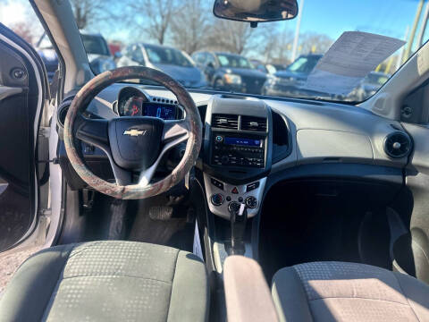 2012 Chevrolet Sonic LS