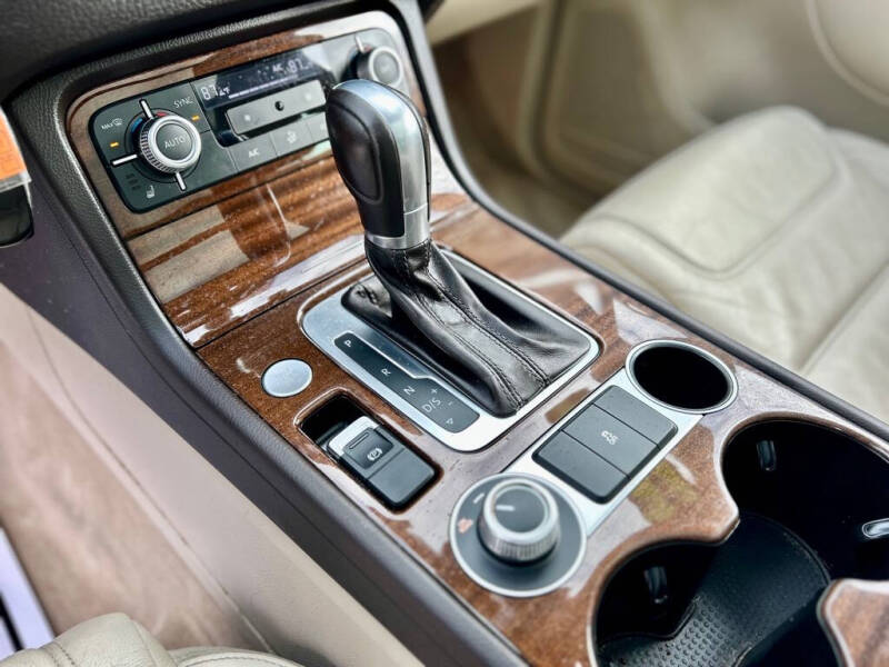 2015 Volkswagen Touareg TDI Lux