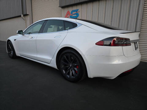2020 Tesla Model S Performance