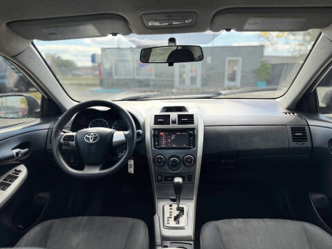 2013 Toyota Corolla S