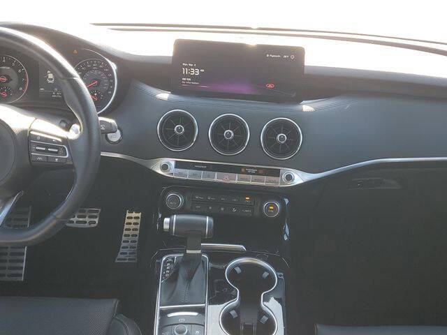 2023 Kia Stinger