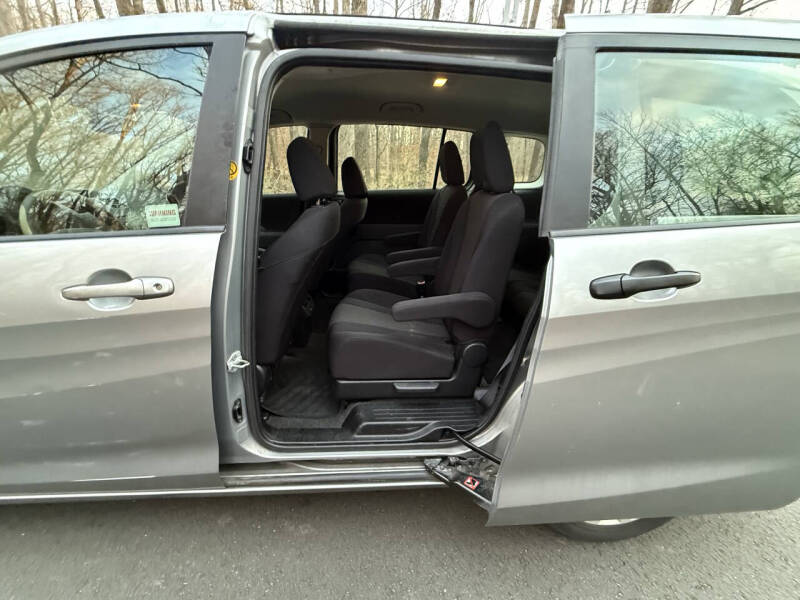 2012 Mazda MAZDA5 Sport