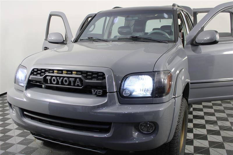 2006 Toyota Sequoia SR5