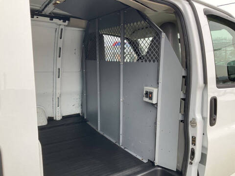 2017 Chevrolet Express 2500