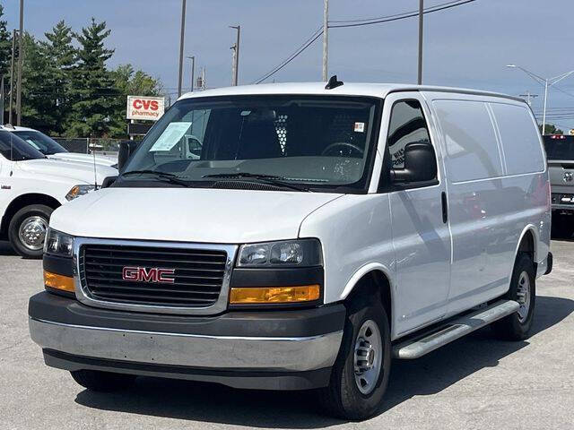 2025 GMC Savana 2500's photo