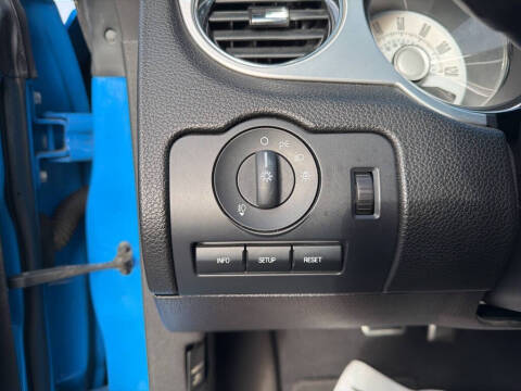 2010 Ford Mustang V6