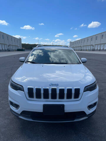 2019 Jeep Cherokee for sale at Green Light Auto Mall in Cocoa FL