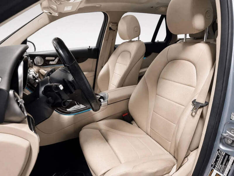 2017 Mercedes-Benz GLC GLC 300