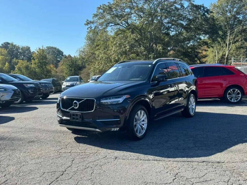 2016 Volvo XC90 T6 Momentum
