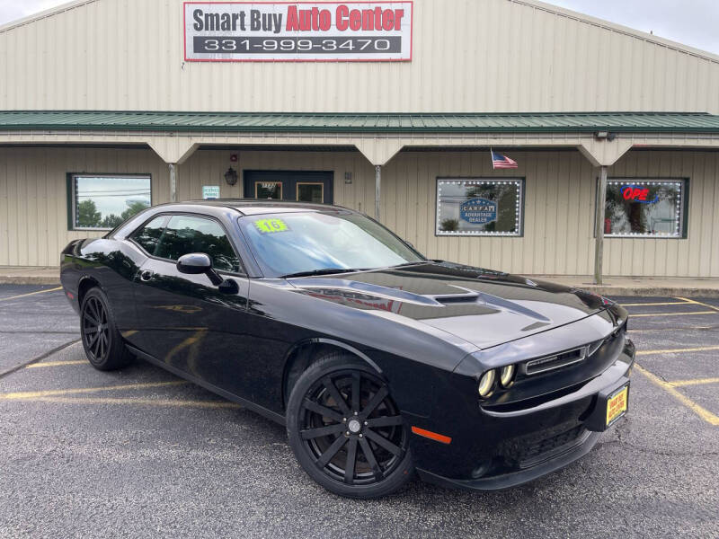 2016 Dodge Challenger SXT's photo