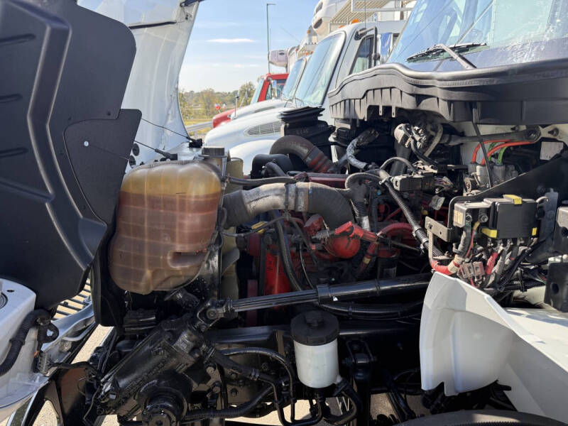 2016 International DuraStar 4300