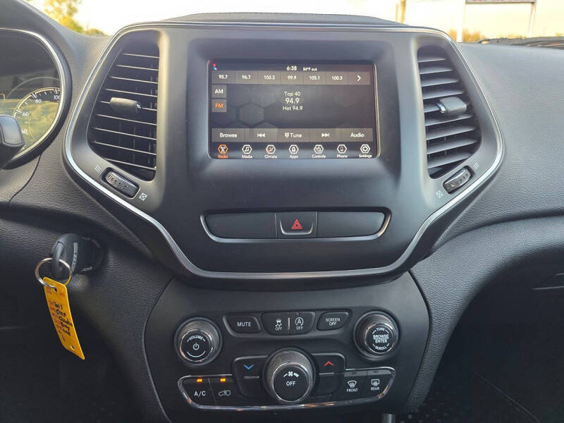 2019 Jeep Cherokee Latitude