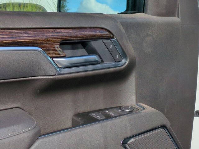 2026 GMC Sierra 1500 Elevation Standard