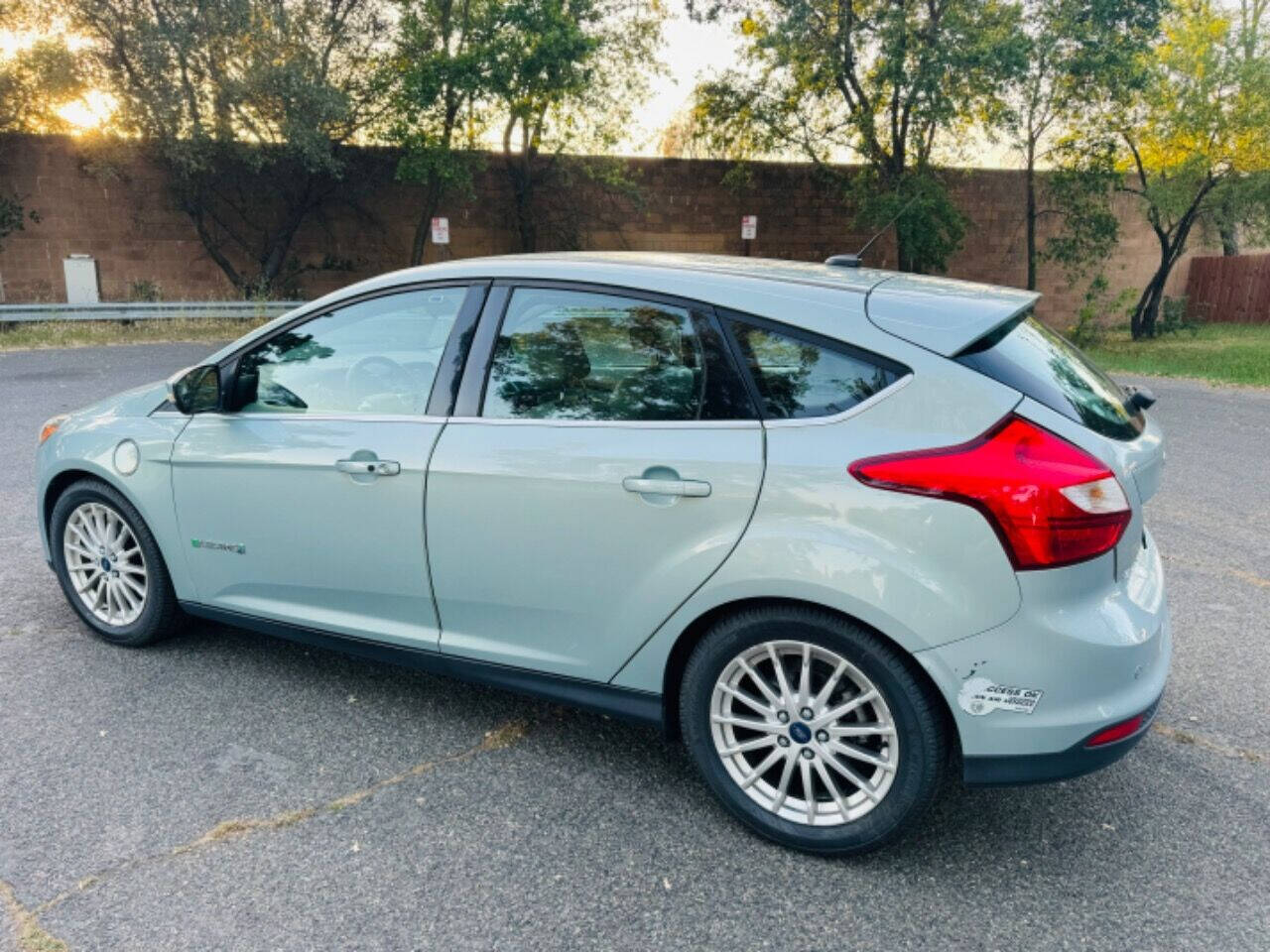 2013 Ford Focus for sale at Two Brothers Auto Sales LLC in Orangevale, CA