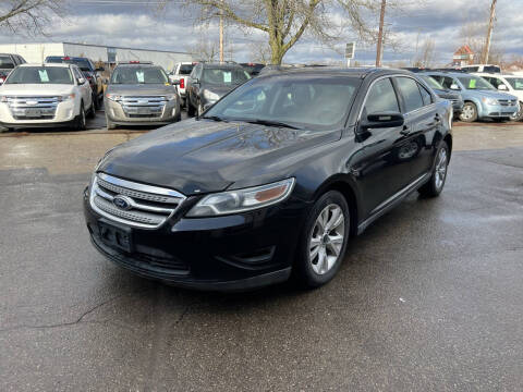 2011 Ford Taurus for sale at Dean's Auto Sales in Flint MI