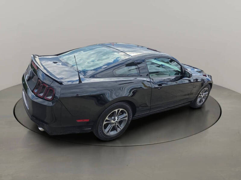 2014 Ford Mustang V6 Premium
