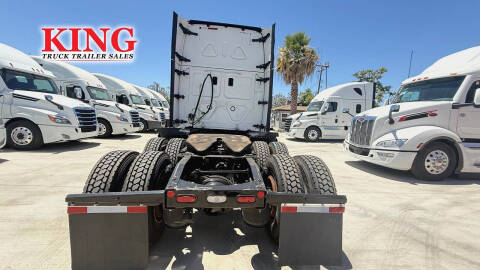 2023 Freightliner Cascadia