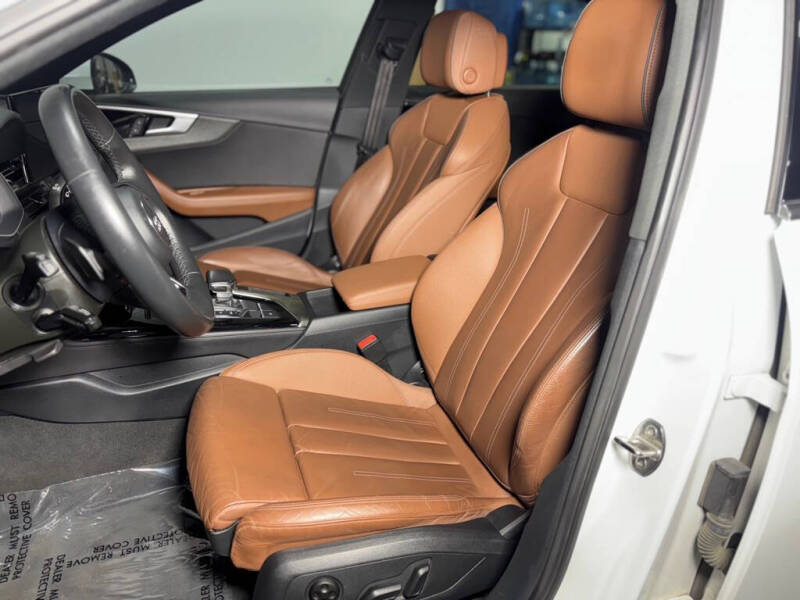 2022 Audi A4 quattro S line Prem Plus 45 TFSI