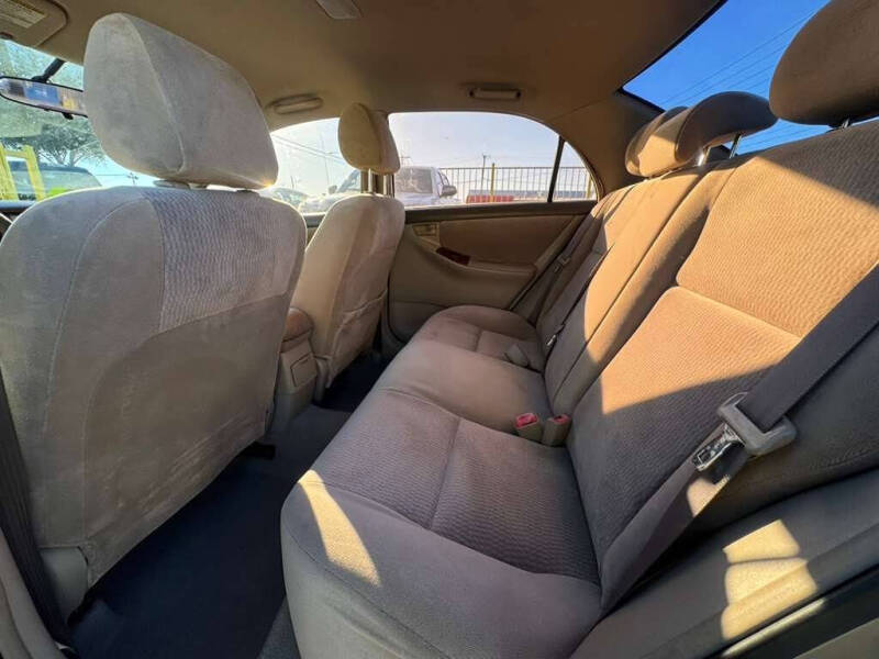 2005 Toyota Corolla CE