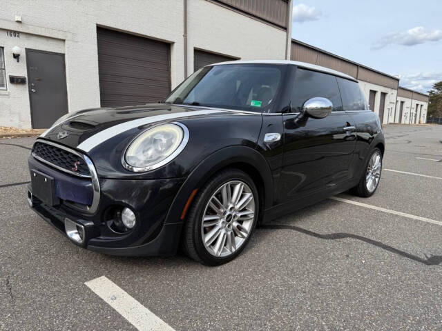 2014 MINI Cooper S's photo