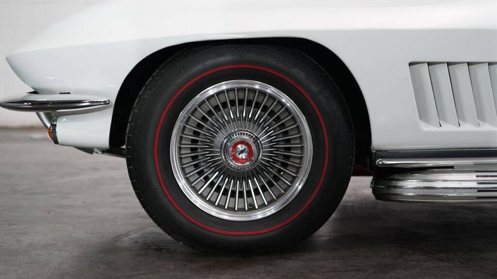 1967 Chevrolet Corvette 27