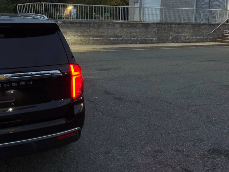 2024 Chevrolet Suburban LS