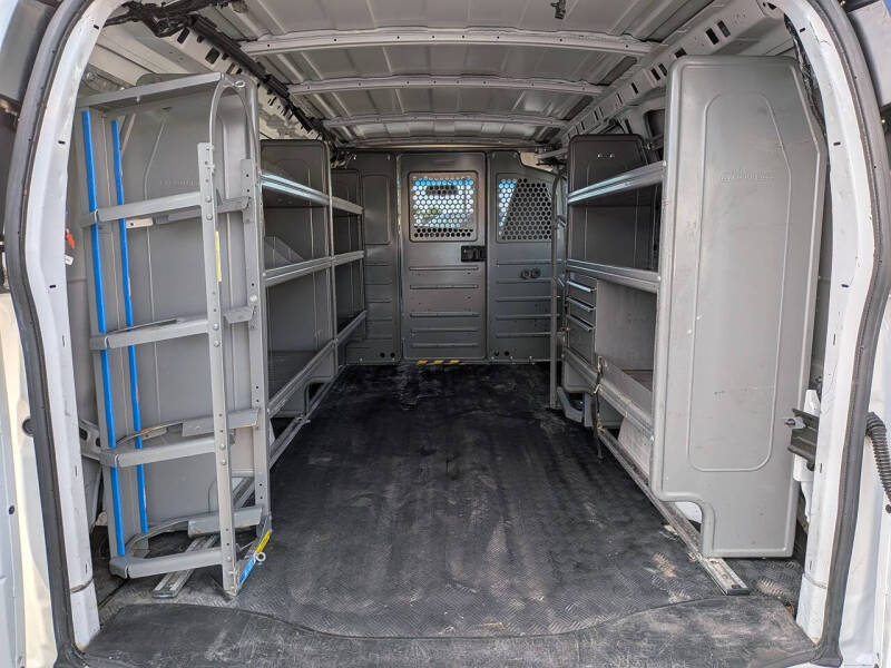 2021 Chevrolet Express 2500