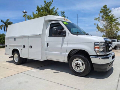 2025 Ford E-Series