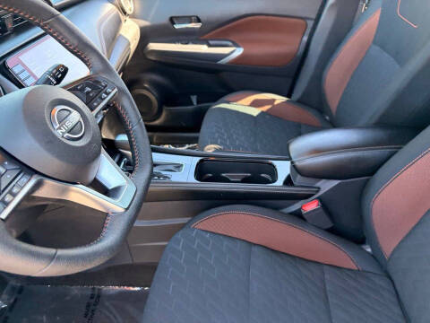 2024 Nissan Kicks SR