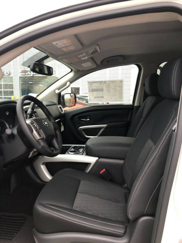 2019 Nissan Titan SV