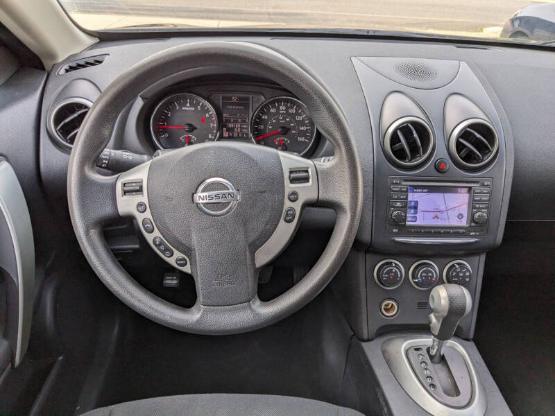 2011 Nissan Rogue SV