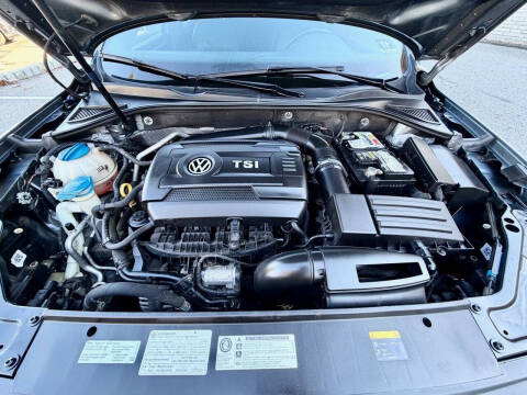 2017 Volkswagen Passat 1.8T R-Line