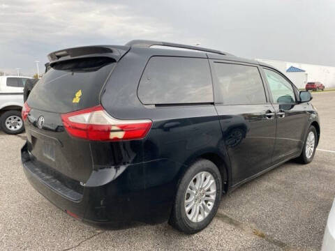 2015 Toyota Sienna