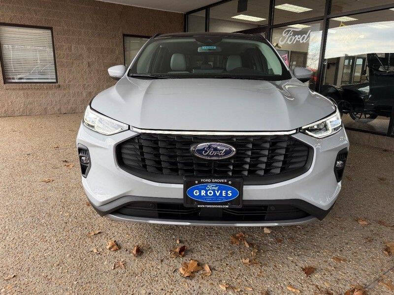 2026 Ford Escape Platinum