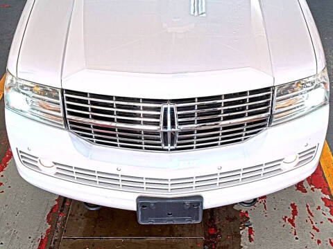 2013 Lincoln Navigator L