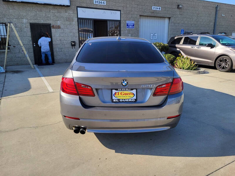 2012 BMW 5 Series 528i