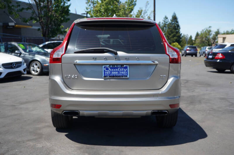 2015 Volvo XC60 T5