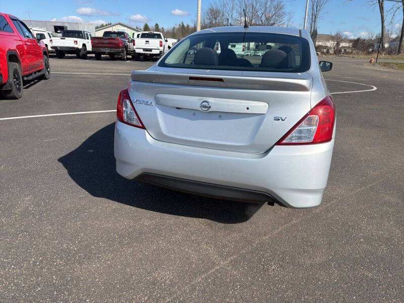 2018 Nissan Versa