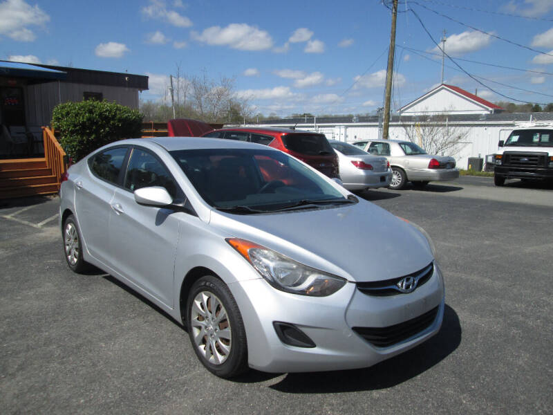 2012 Hyundai Elantra GLS photo 2