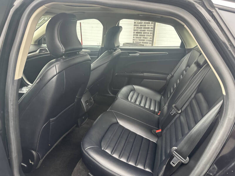 2019 Ford Fusion SEL