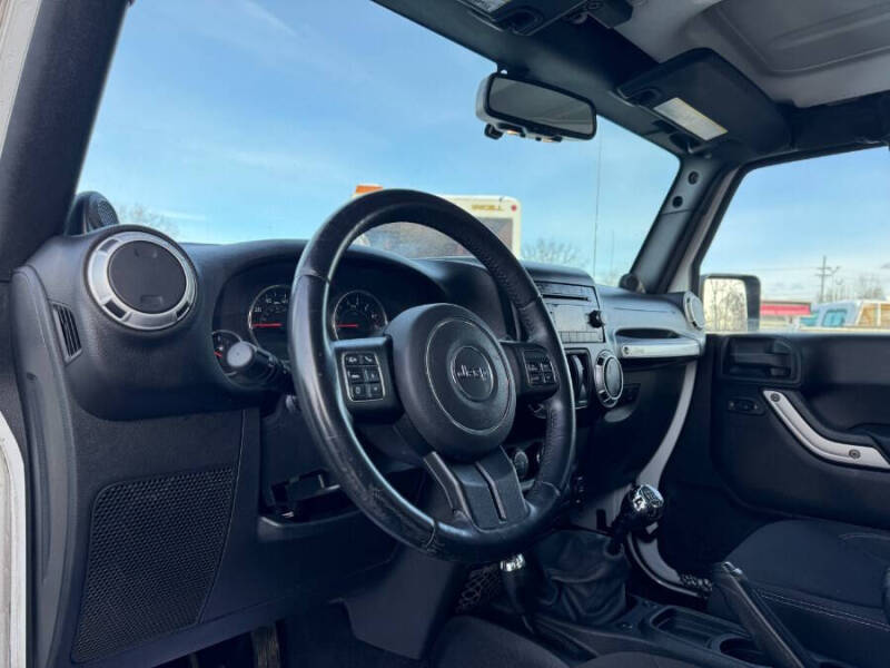 2013 Jeep Wrangler Sahara