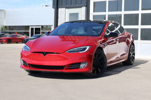 2016 Tesla Model S 90D
