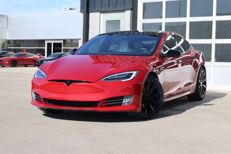 2016 Tesla Model S 90D