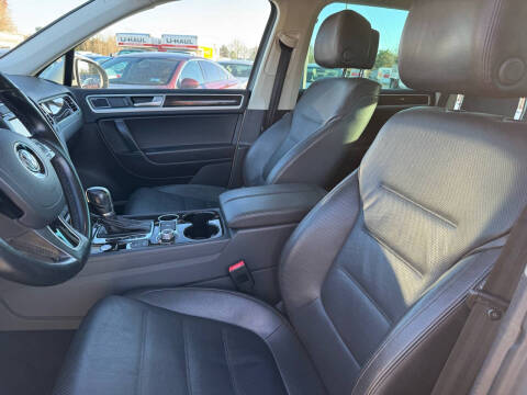 2017 Volkswagen Touareg V6 Executive