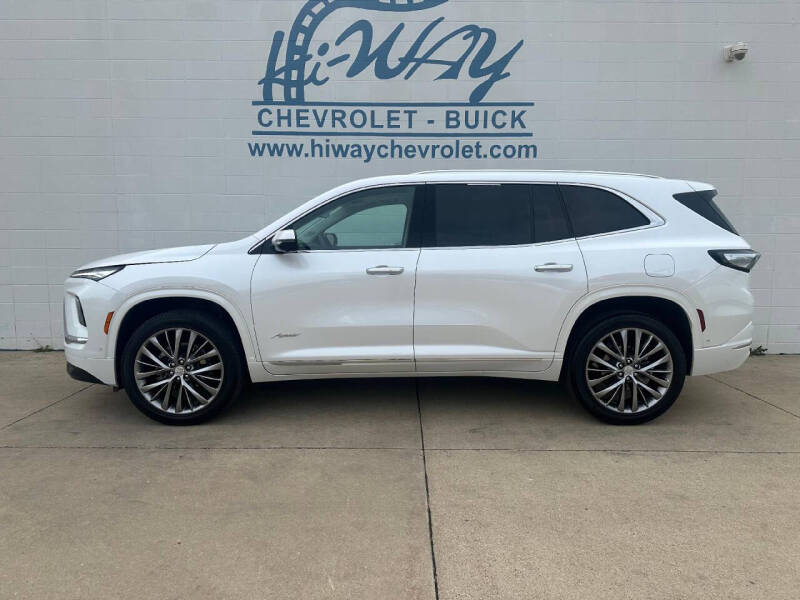 2025 Buick Enclave Avenir