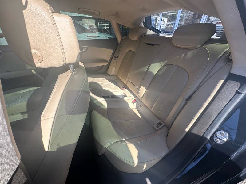 2012 Audi A7 3.0T quattro Premium Plus