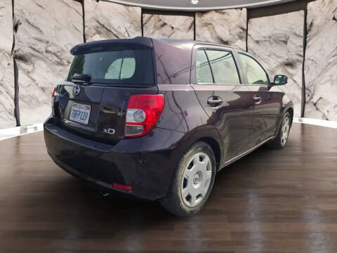 2013 Scion xD