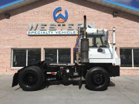 2006 Capacity TJ5000 Yard Spotter