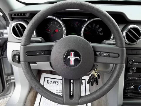 2005 Ford Mustang V6 Premium