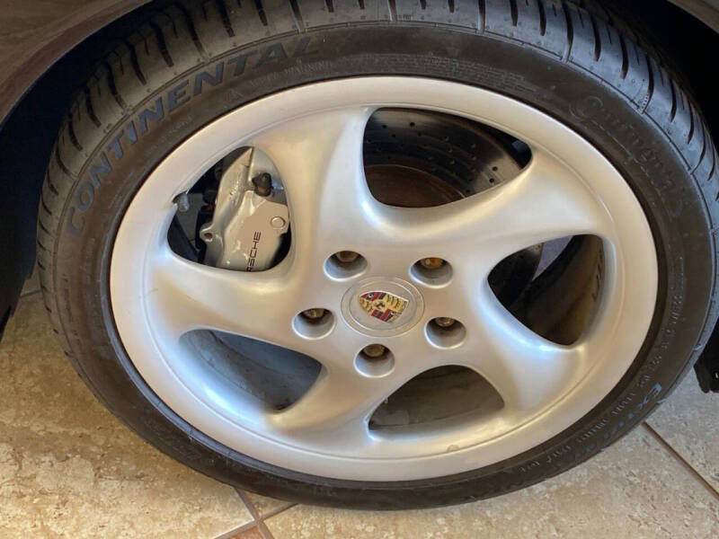 1999 Porsche 911 Carrera